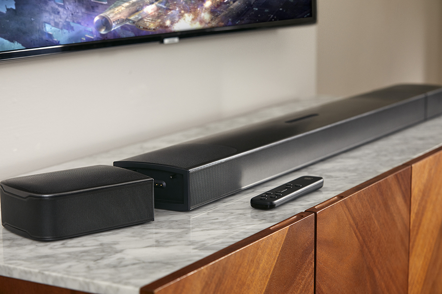10 JBL 350776-JBL_Bar9.1ATMOS_LivingRoom_070_x3_Explosion-2d8aee-original-1585244833.jpg