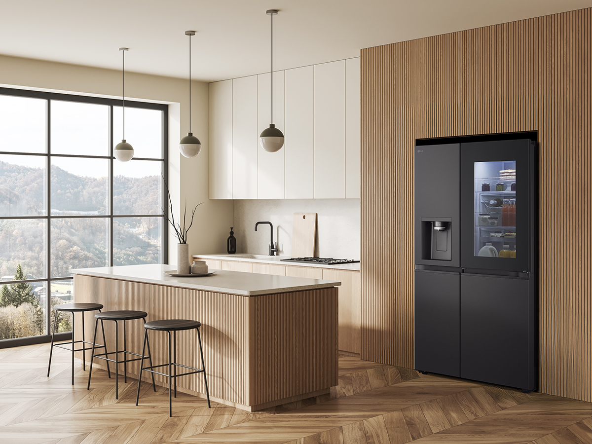 6 LG GSXE91EVAD Lifestyle 2.jpg