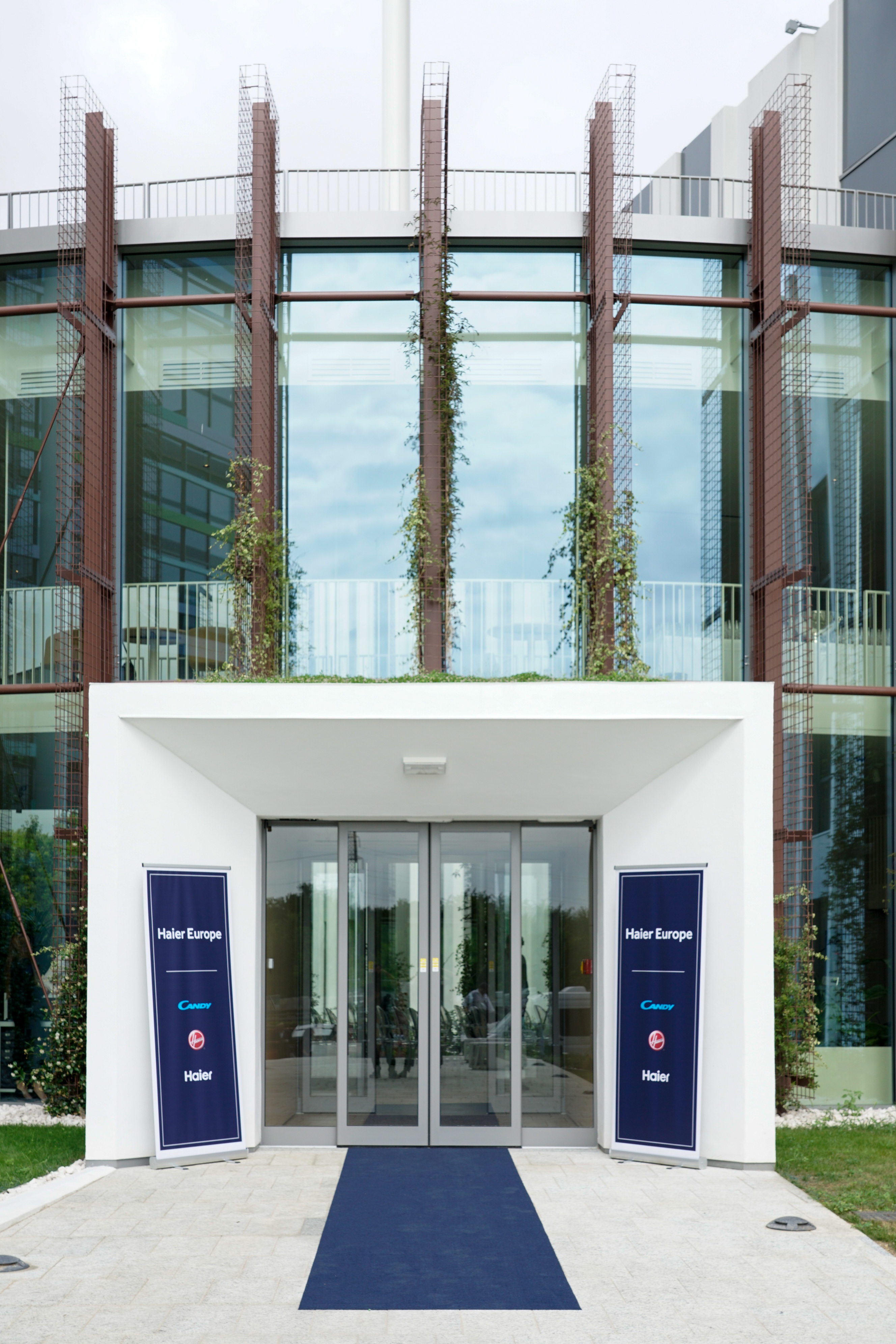 Haier Europe - Building.jpg