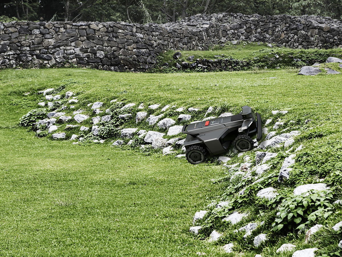 X4_Gravel Path.jpg