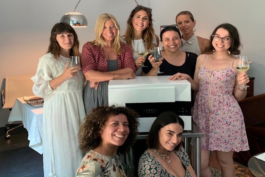 Irinox Women business lunch