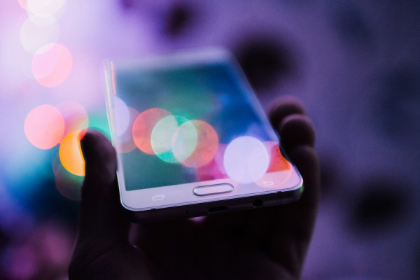 Gli italiani spendono 3,6 miliardi di euro per i contenuti digitali