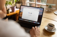 Google, l&rsquo;algoritmo si evolve. E di molto