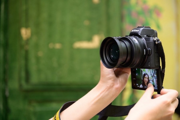 La prima mirrorless in formato DX di Nikon