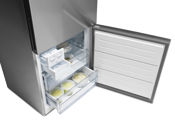 AEG: capienza da record per i nuovi frigocongelatori