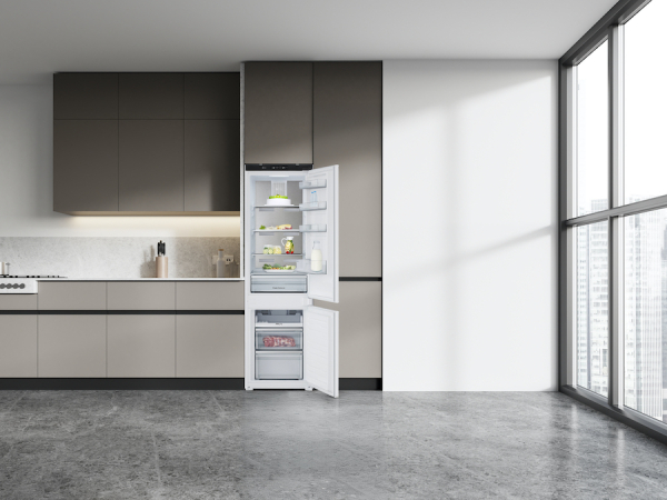 LG, il frigorifero da incasso porta design e tecnologia in cucina