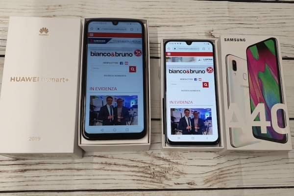 RECENSIONE - Huawei P Smart Plus 2019 batte Samsung Galaxy A40