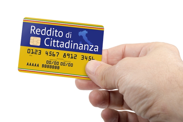 Reddito di cittadinanza: confermata la possibilit&agrave; di acquistare eldom ed elettronica