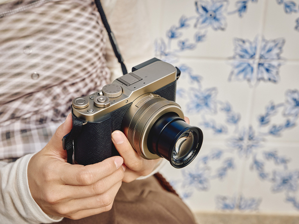 Fotocamera LUMIX L10 by Panasonic