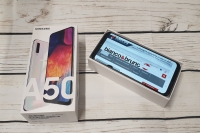 RECENSIONE - Samsung A50, senza infamia e senza lode