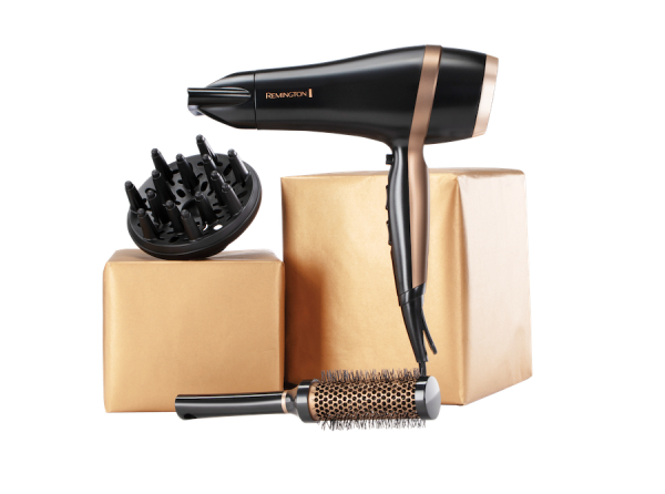 Natale, la valigetta di Remington &egrave; piena di regali