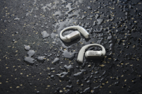 OpenFit di Shokz sono gli auricolari che si adattano all&rsquo;ambiente circostante