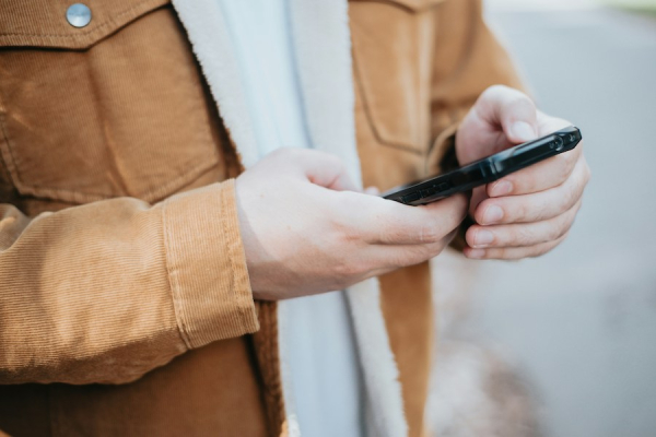 Smartphone, il nuovo scenario trade