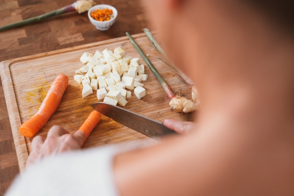 &ldquo;Cucinare in modo sostenibile non &egrave; difficile. E i piatti sono gustosi&rdquo;
