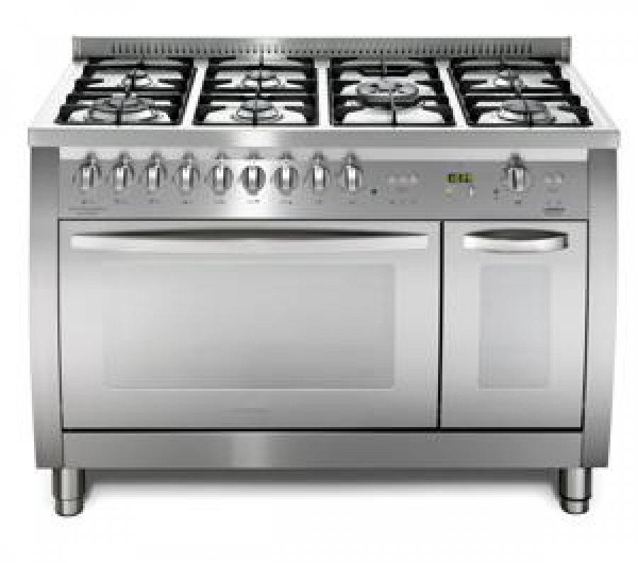 Lofra, una cucina con piano cottura a 7 fuochi - Bianco e Bruno, Magazine  di elettrodomestici e di elettronica di consumo