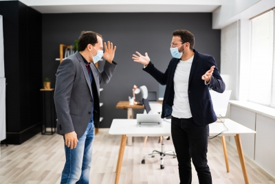 &ldquo;In pausa pranzo non abbassiamo la mascherina&rdquo;