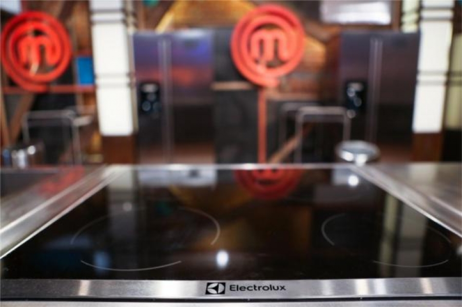 C'è un debuttante nella cucina di Masterchef - Bianco e Bruno, Magazine di  elettrodomestici e di elettronica di consumo