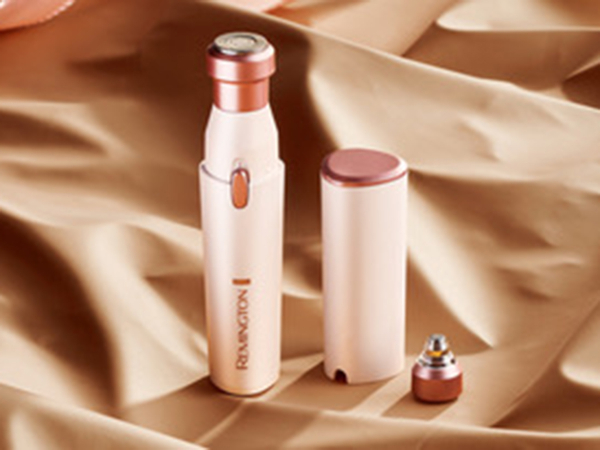 Rifinitore viso BareMe&nbsp;2in1 by Remington